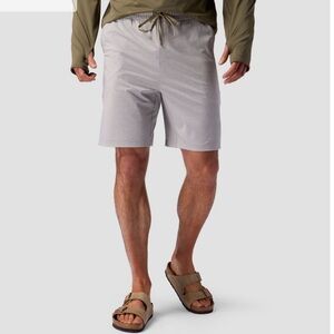 Backcountry NWT Men’s Size Medium Gray Destination Everywhere Short